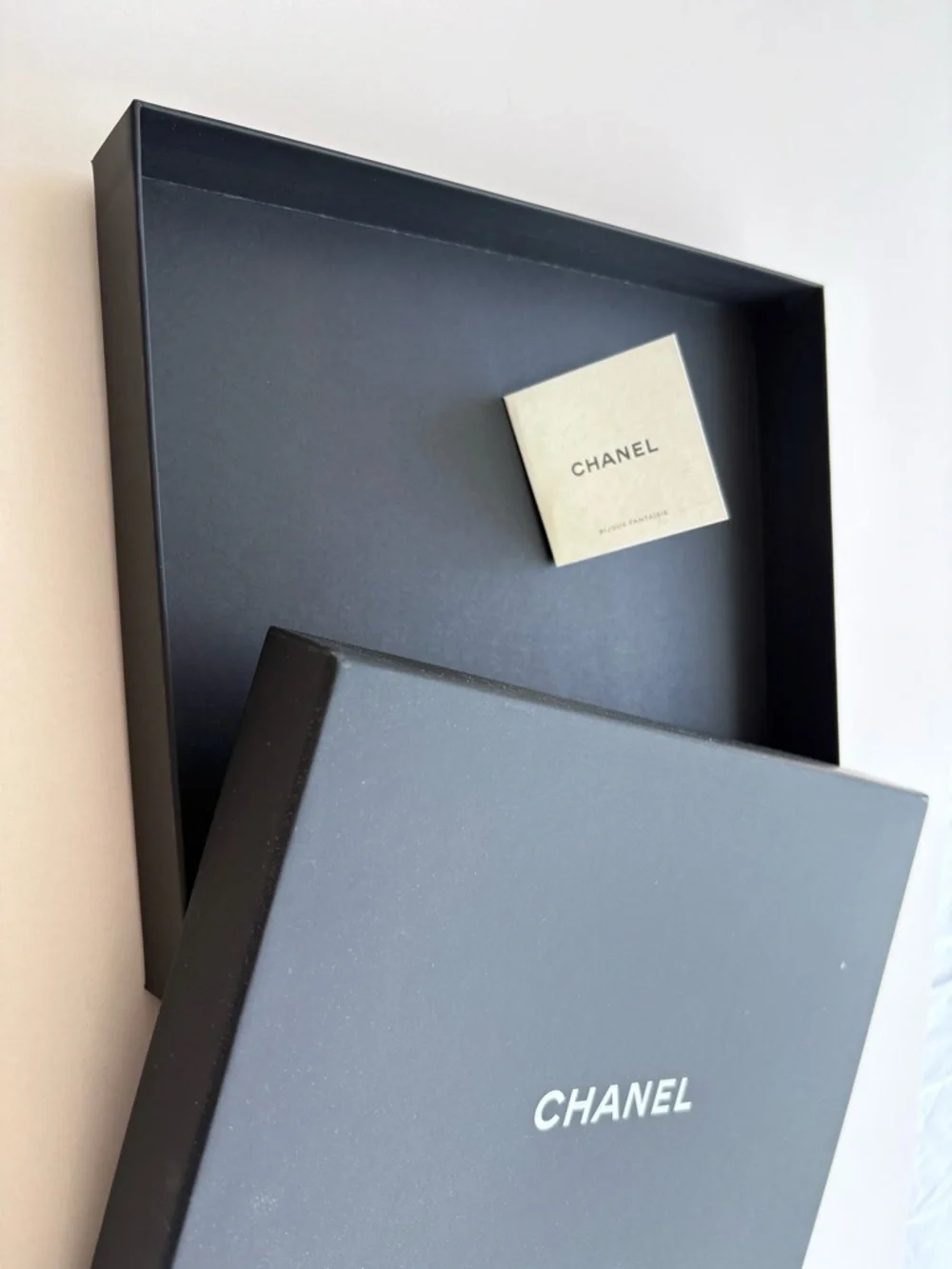 CHANEL Black and White Branded Gift Box